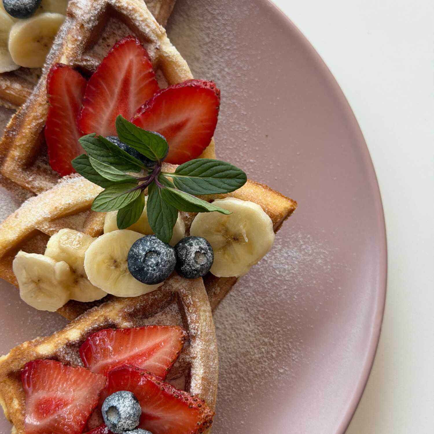 WAFFLES FRUTOS ROJOS