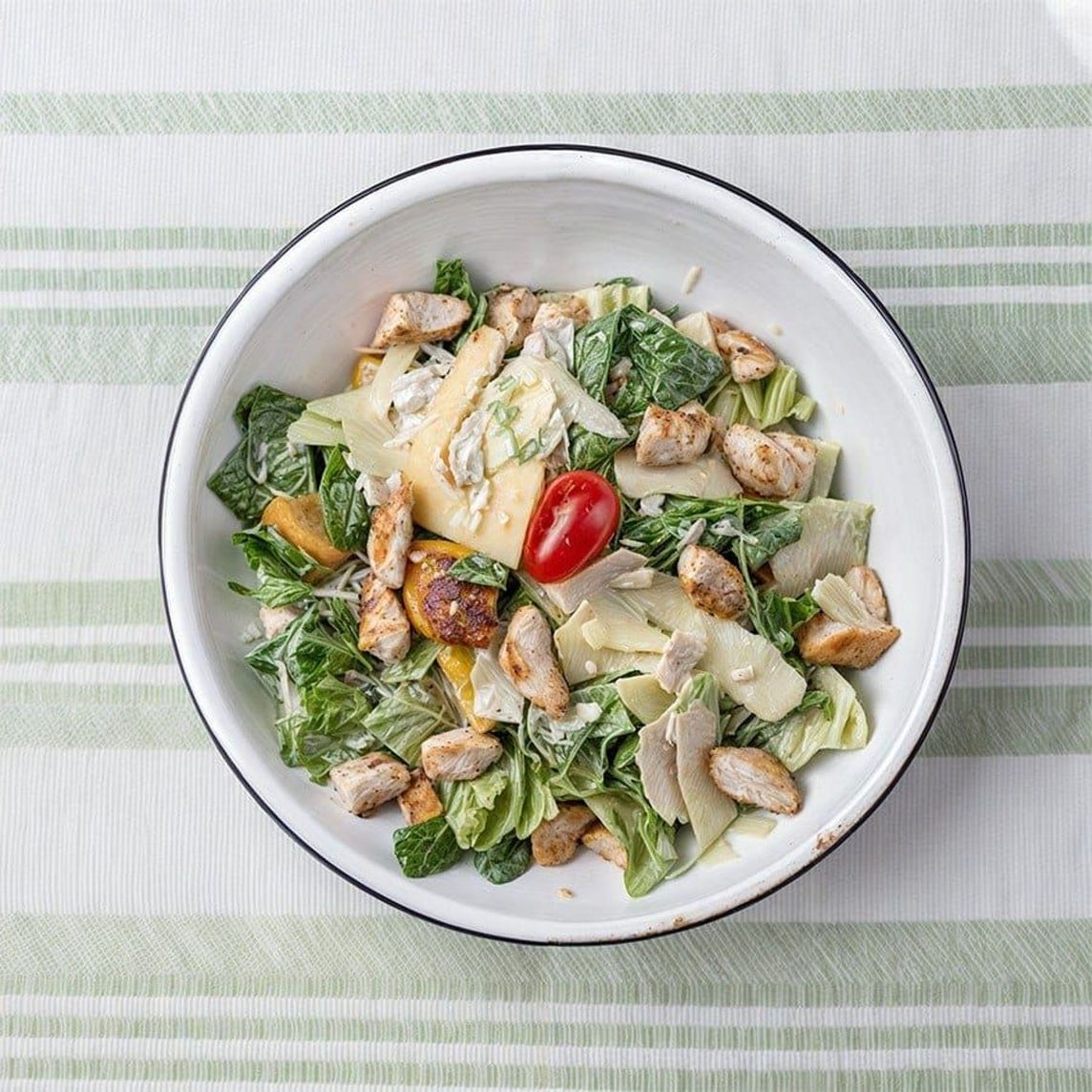 Insalata César con pollo