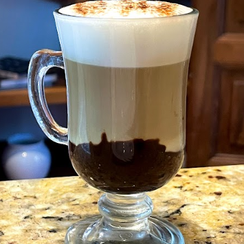 Expresso com espuma de leite