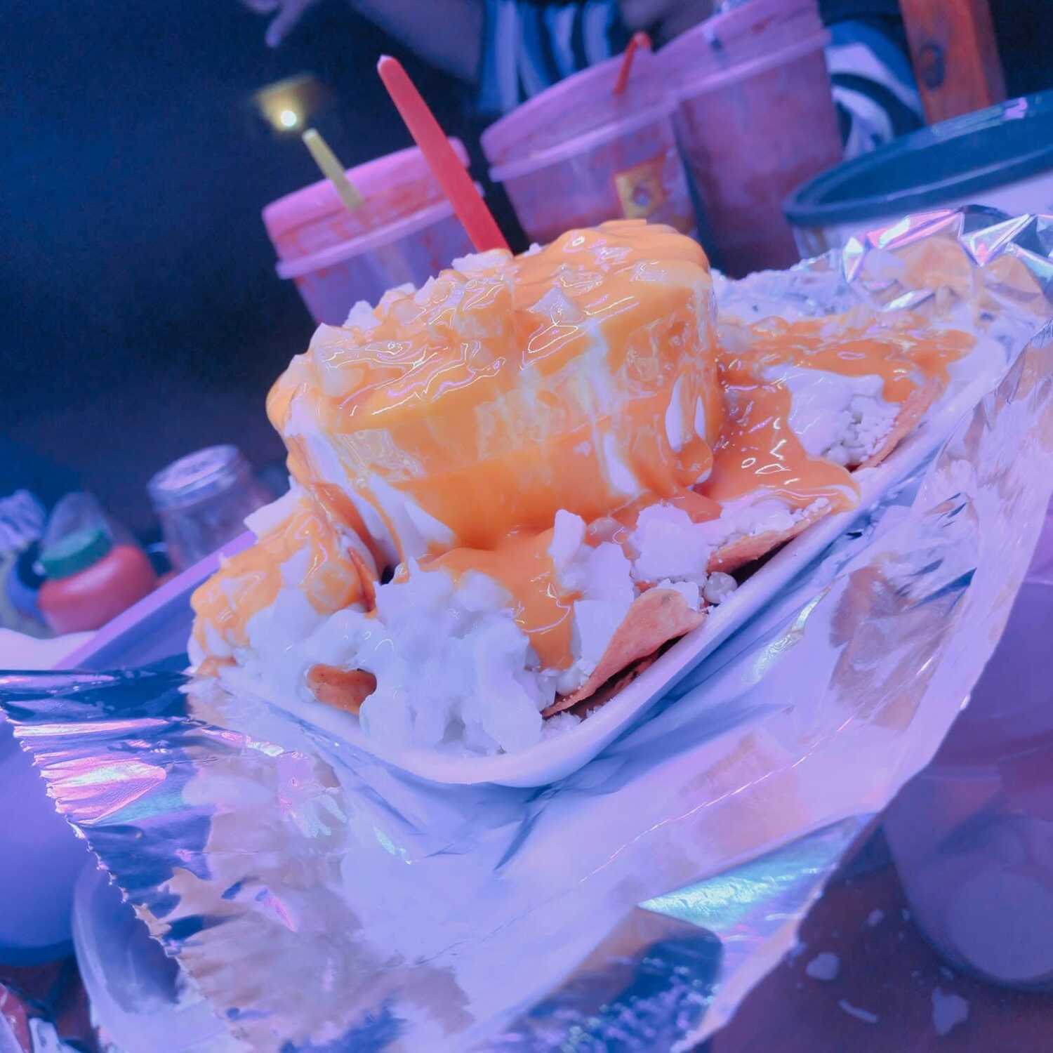 ELOTE CHORREADO C/ DORITOS ROJOS