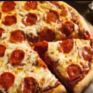 COMBO PIZZA DE PEPPERONI 6 PORCIONES+1 LITRO PEPSI