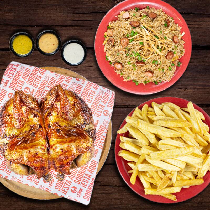 Pollo + Papas Fritas + Chaufa de Hot Dog