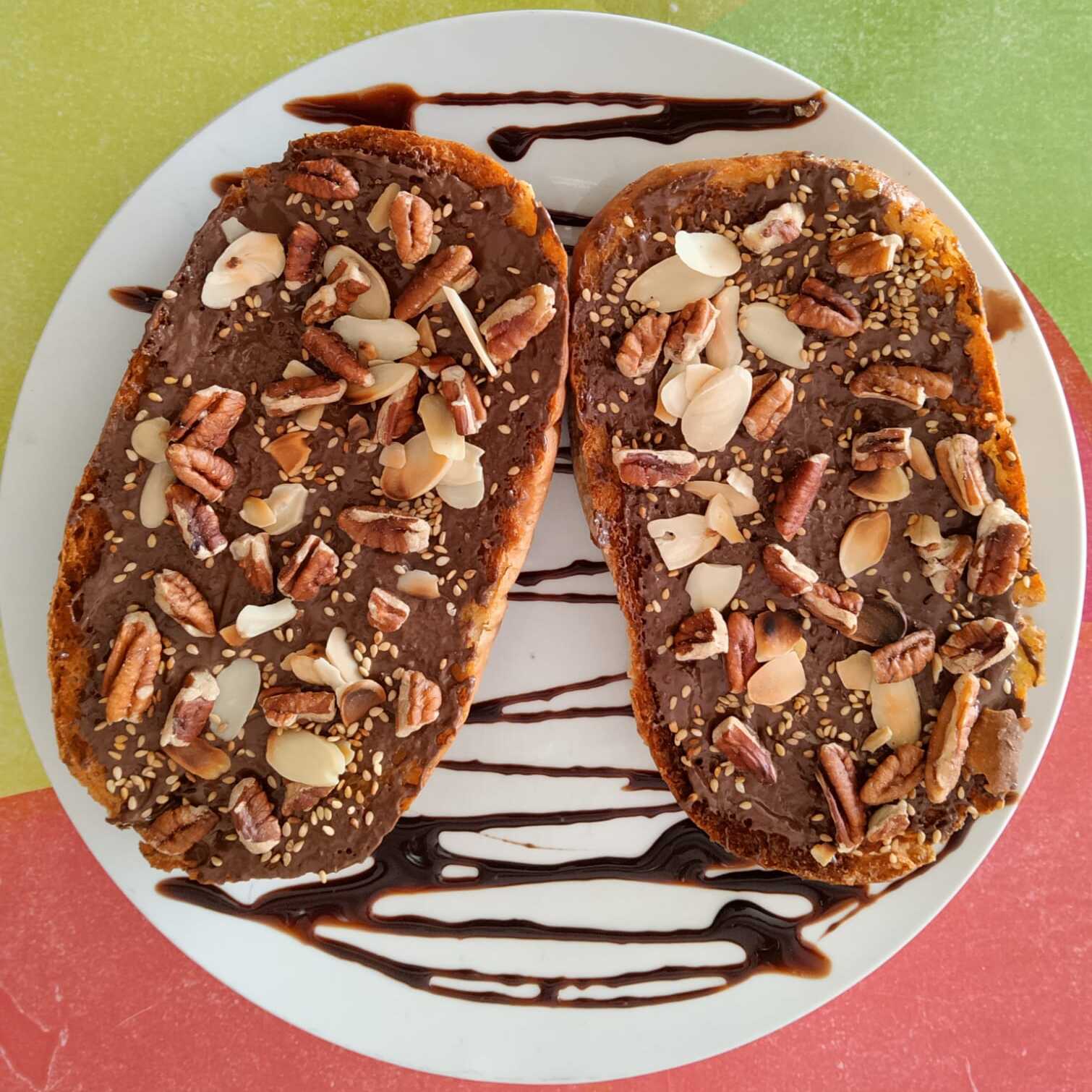 Molletes de nutella amaranto y nuez