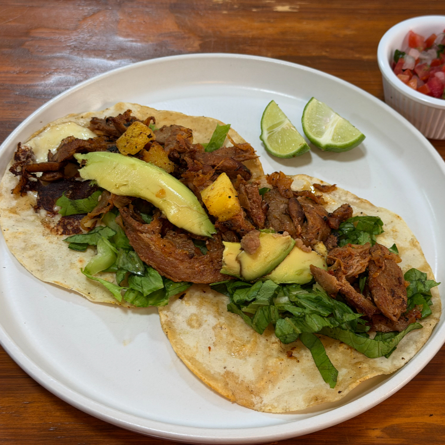 Quesadilla de LOMO AL PASTOR
