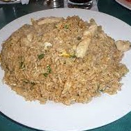 menu Chaufa Pollo con Papa Fritacon 1gaseosa pepsi