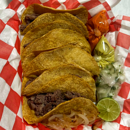 Tacos de Carne Asada en Maiz