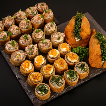 18 hot holl com batitindo de grelhado em cima 08 hot holl com batata crispy 04 hot holl couve 02 temaki empanado e couve