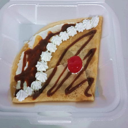 Crepa Queso Philadelphia con Cajeta