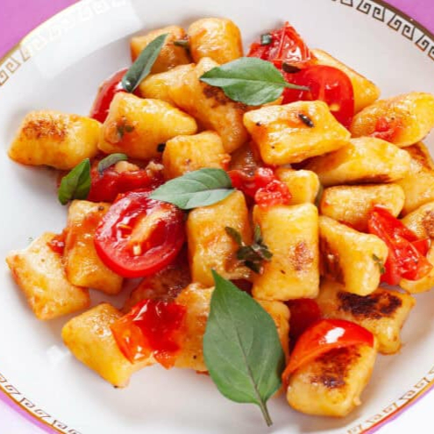 Nhoque a bolonhesa (aproximadamente 500g)