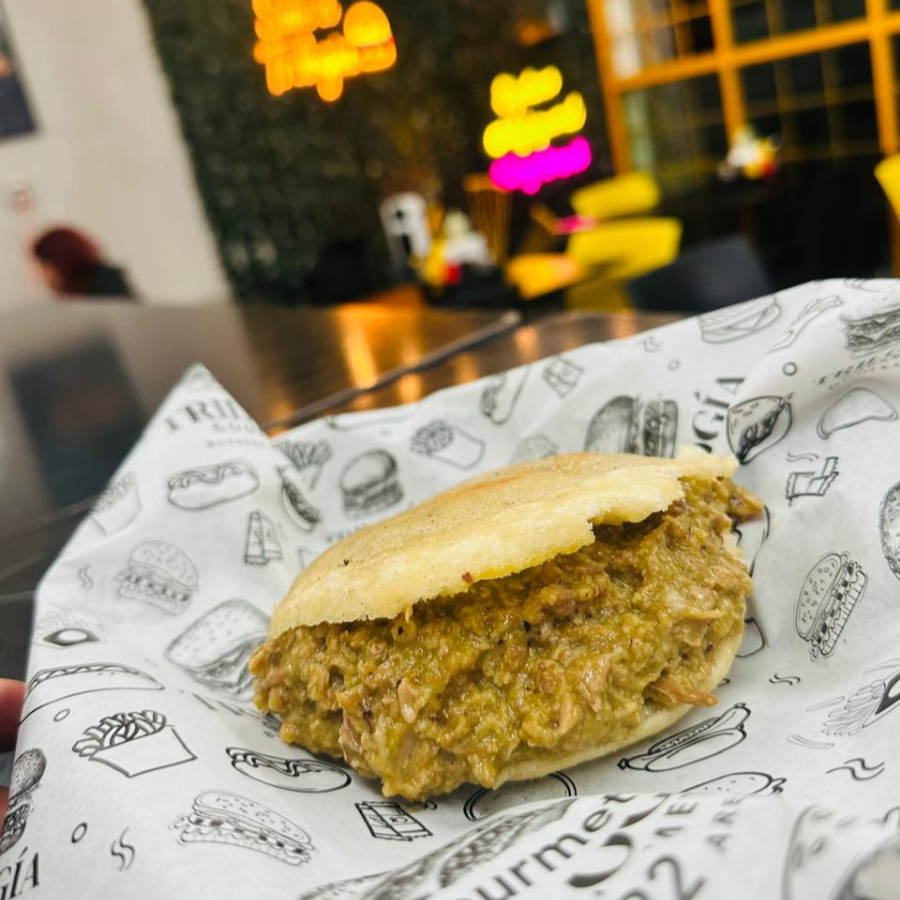Arepa Chicharrón Prensado