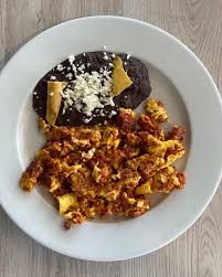 Huevos con Longaniza