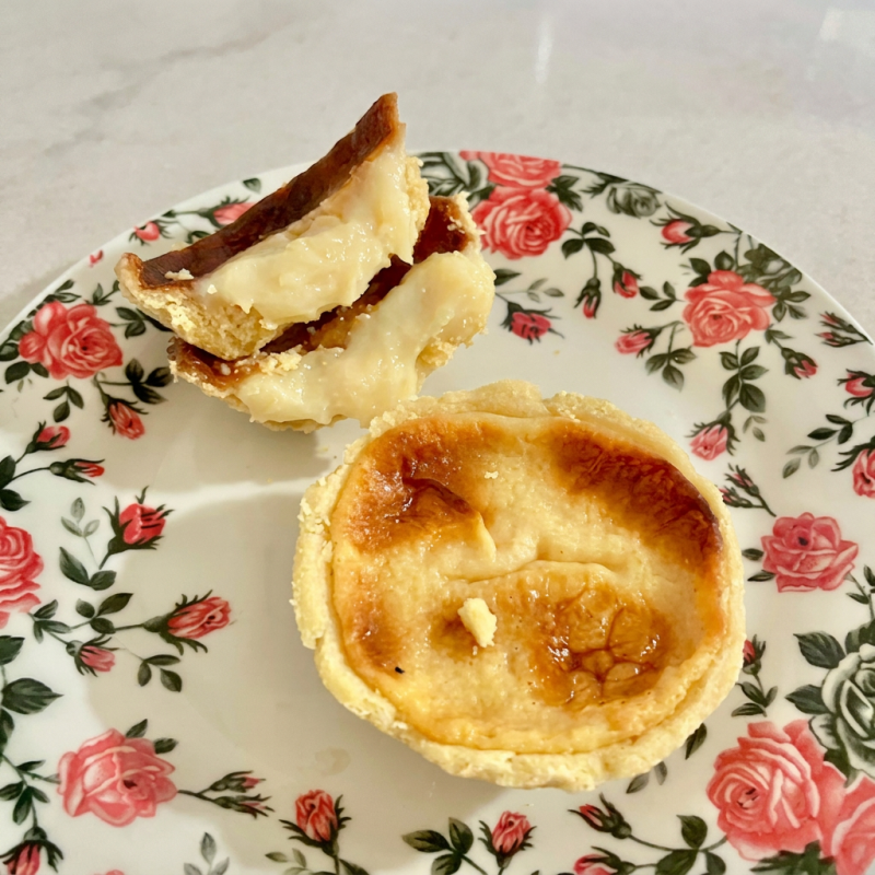 Deliciosamente preparada com uma Massa Crocante, amanteigada e macia por dentro, generosamente recheada com Leite Condensado de alto padrão. . . ###tags####
promoção promocao oferta desconto barato taxa gratis entrega grátis combo doce sobremesa bolo fatia brownie braune brauni browni nutela Nutella Ninho kitkat red velvet pistache geleia cenoura brigadeiro chocolate copo felicidade bombom cone trufado pai de mel pote pavê pudim cuscuz cookies tortas tortellete bolo vulcao vulcão salgado gourmet artesanal