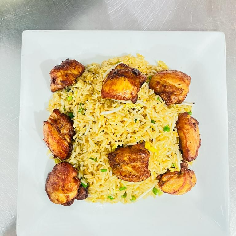 Chaufa con Pollo en Trozos a la Carta