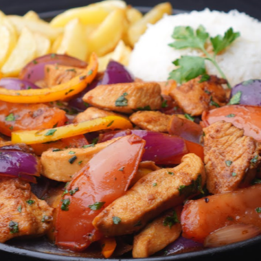Pollo Saltado con Papas Fritas, Arroz + PEPSI