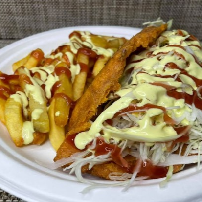 Combo Empanada Arreglada + Papas Fritas + fresco