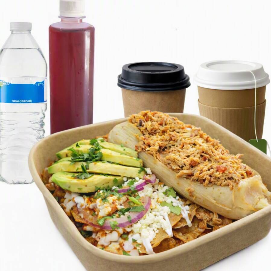 Tamal con Chilaquiles y Bebida