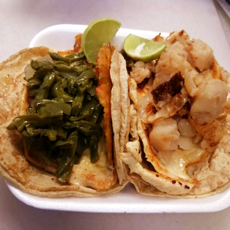 Taco de Espinazo con Nopales
