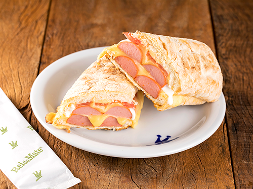 Aqui você monta seu Toast do seu jeito. Escolha entre deliciosas opções de pão e recheios.