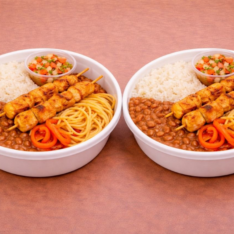 arroz,feijão,farofa,vinagrete,espetinho de frango