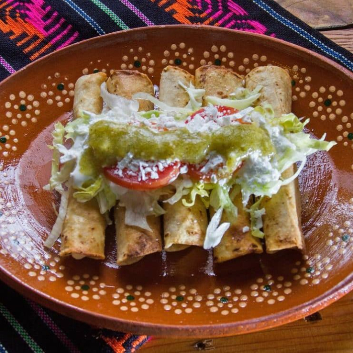 Taco Dorado Pollo