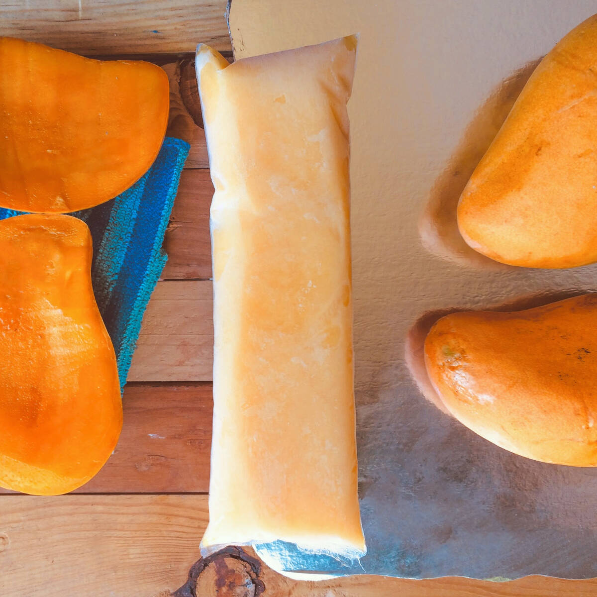 Mango Mousse Pie