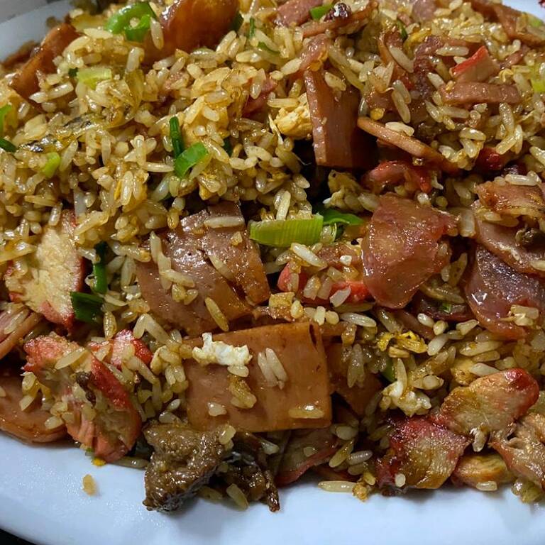 Arroz Frito Cantonés con Camarón (Especial)