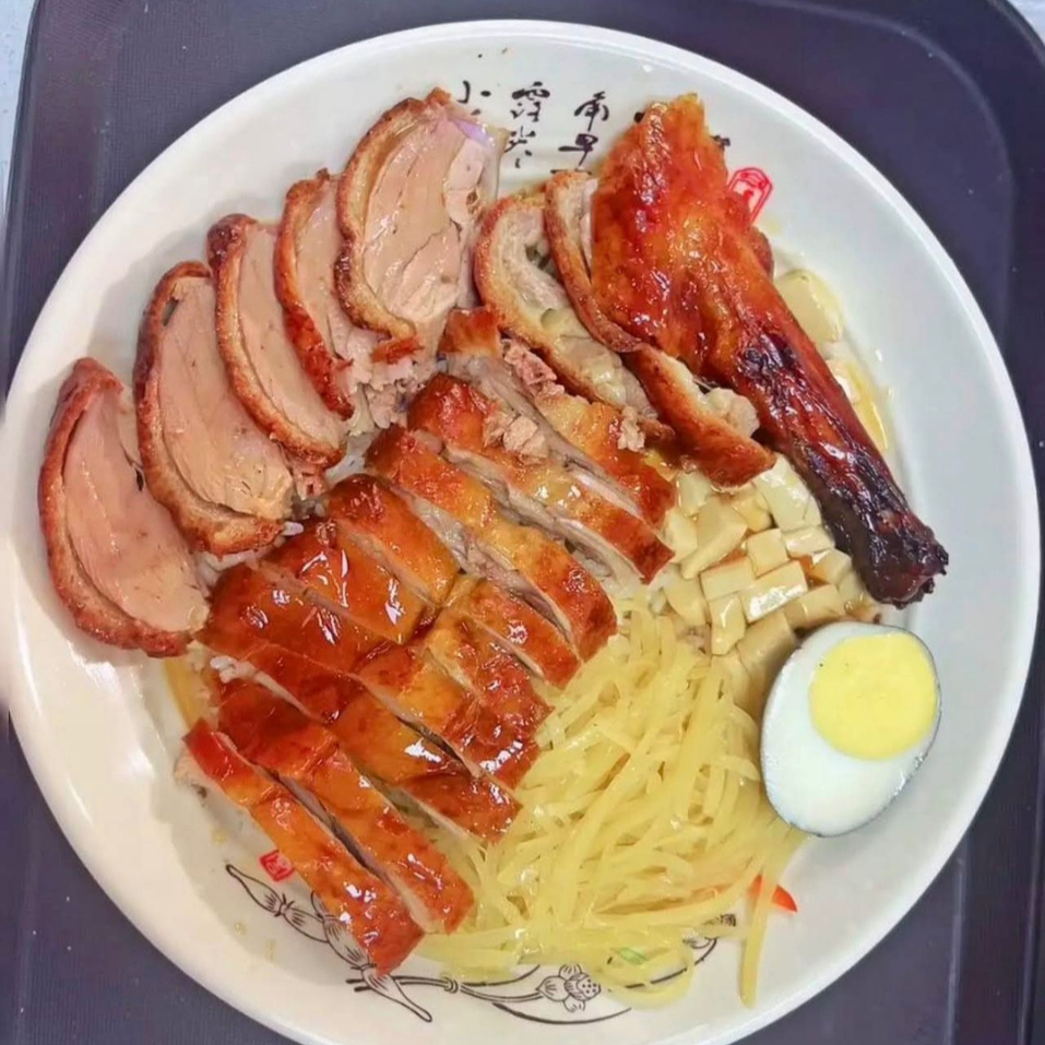 #4 FIDEOS CON PATO ASADO GRANDE