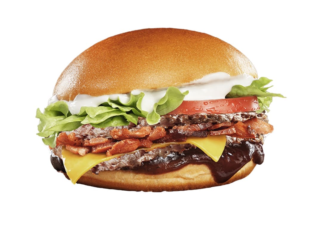 Pão macio, dois hambúrgueres suculentos de 100g cada, maionese Fnp exclusiva, molho barbecue saboroso, bacon, queijo derretido, alface crocante e tomate suculento. O dobro de sabor em cada mordida!