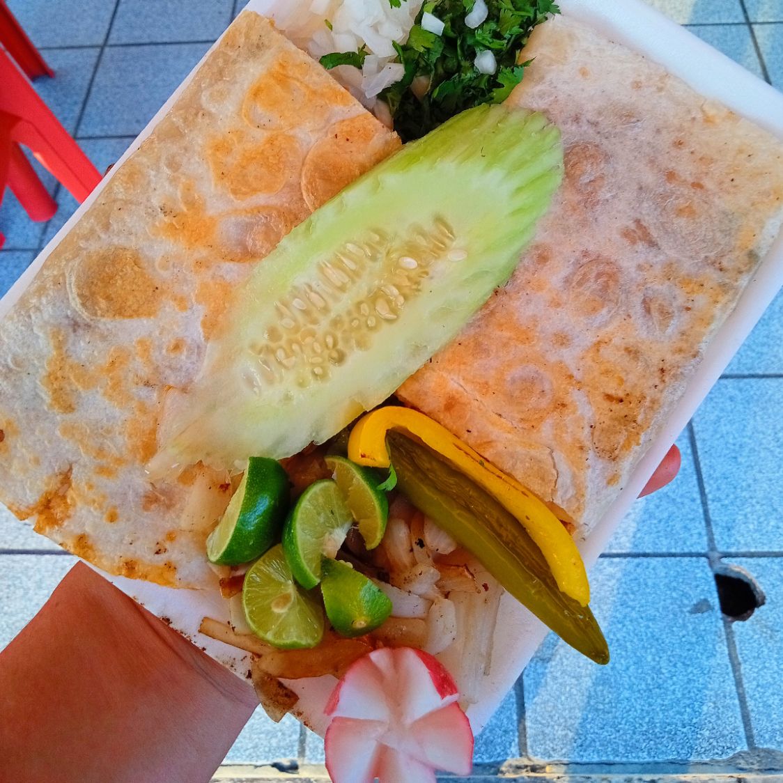Combo Burro Campechano + Agua del Dia