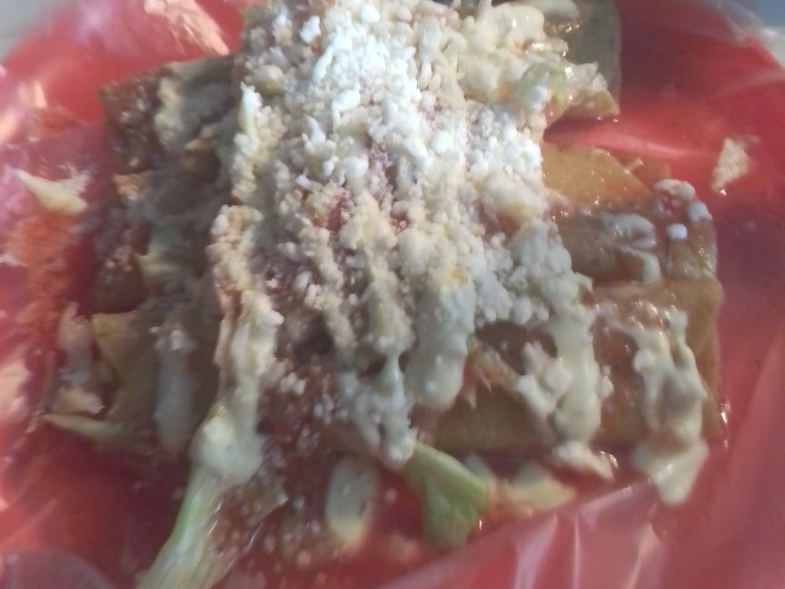 Tacos dorados de picadillo