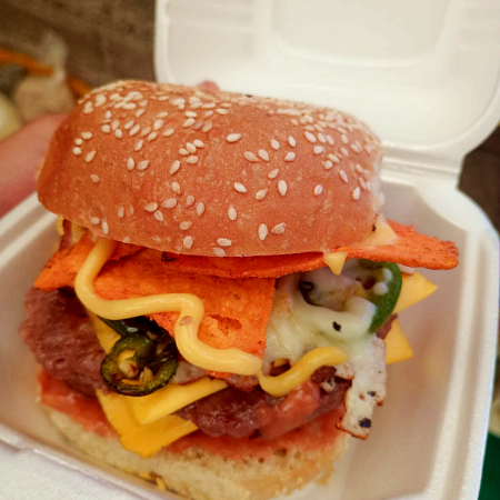 Burger cheese Doritos Nacho