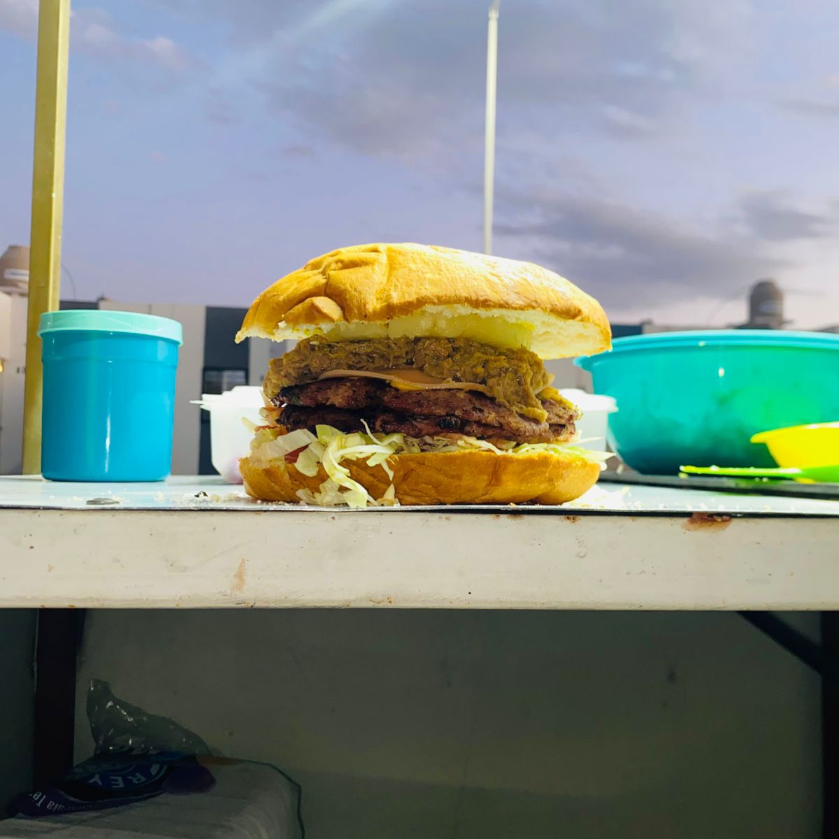 Hamburguesa con deshebrada