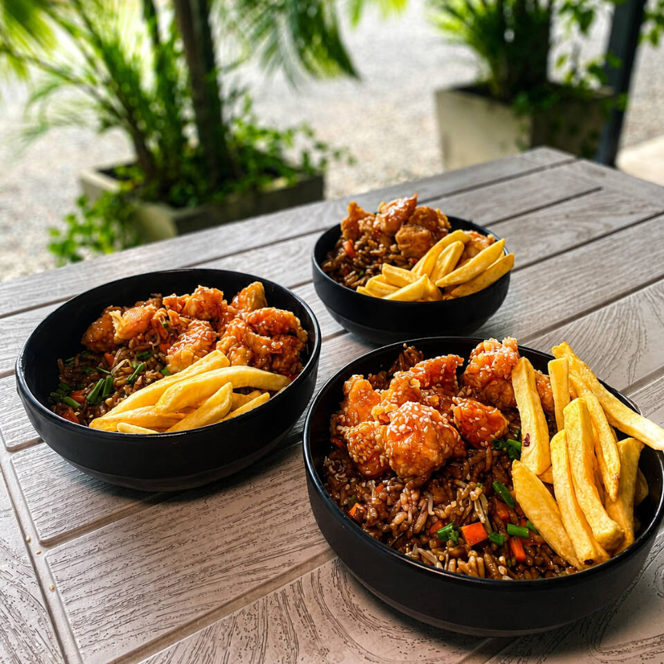 Combo para 3 arroz + pollo a la naranja