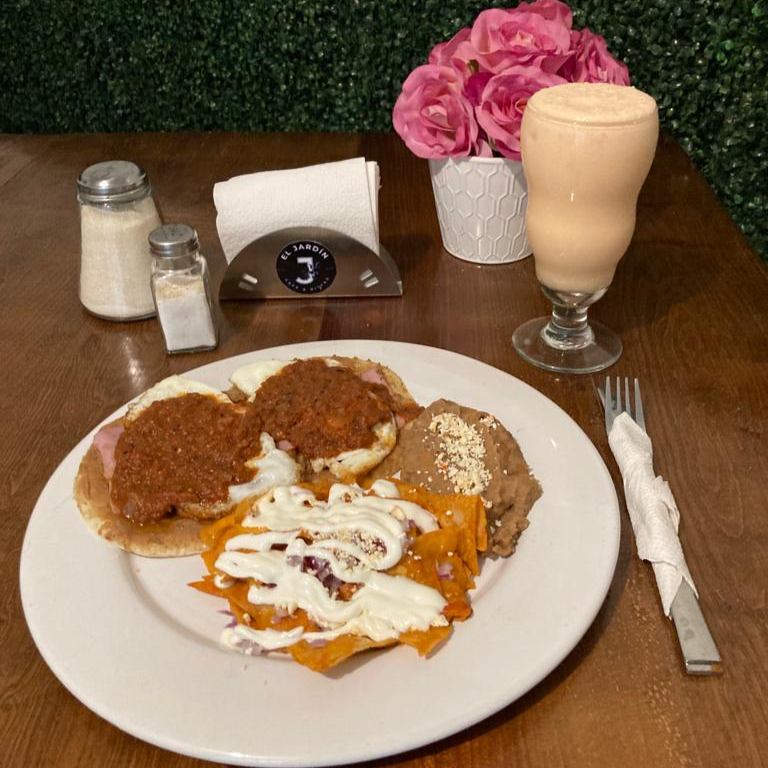 Huevos del Jardín