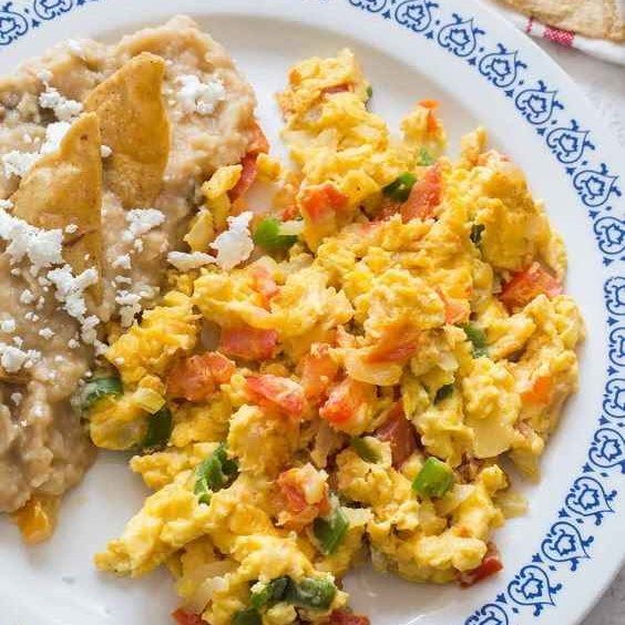 HUEVOS A LA MEXICANA