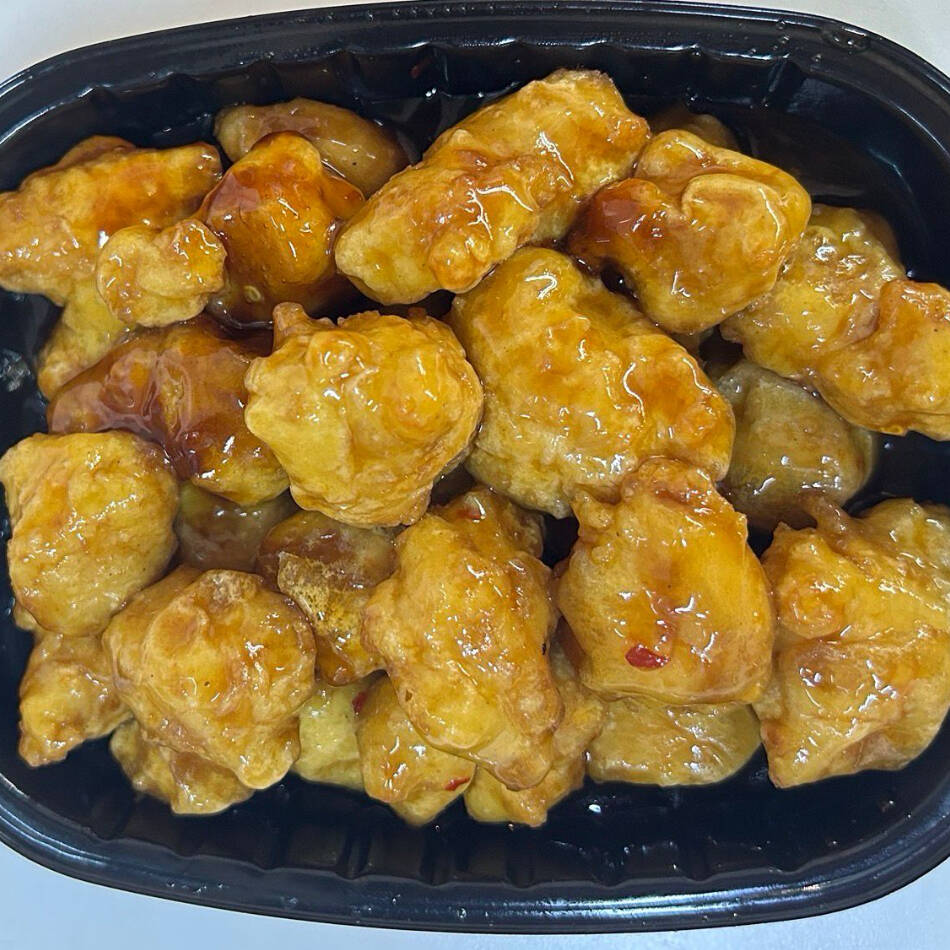 POLLO EN SALSA BÚFALO