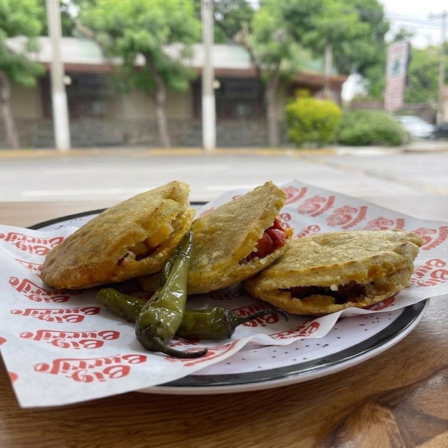 Combo de 3 Gorditas.+Refresco