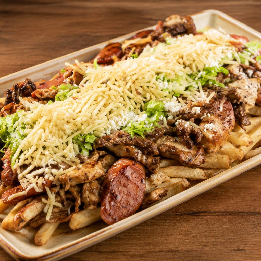 Salchipapa Mixta