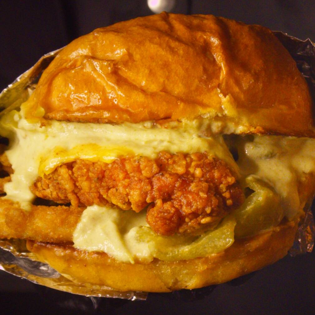 Hamburguesa Chile Verde de Pollo