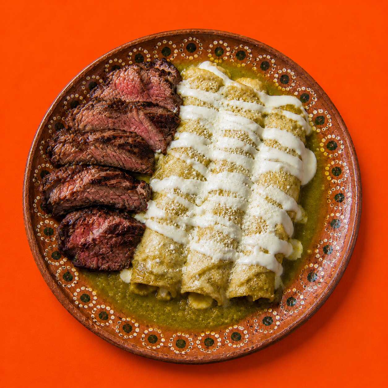 Arrachera con Enchiladas