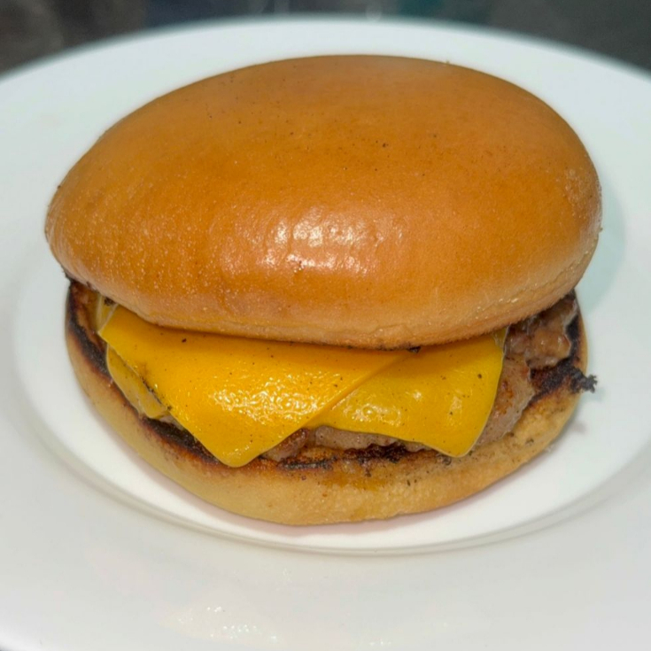 CHEESE BURGUER
