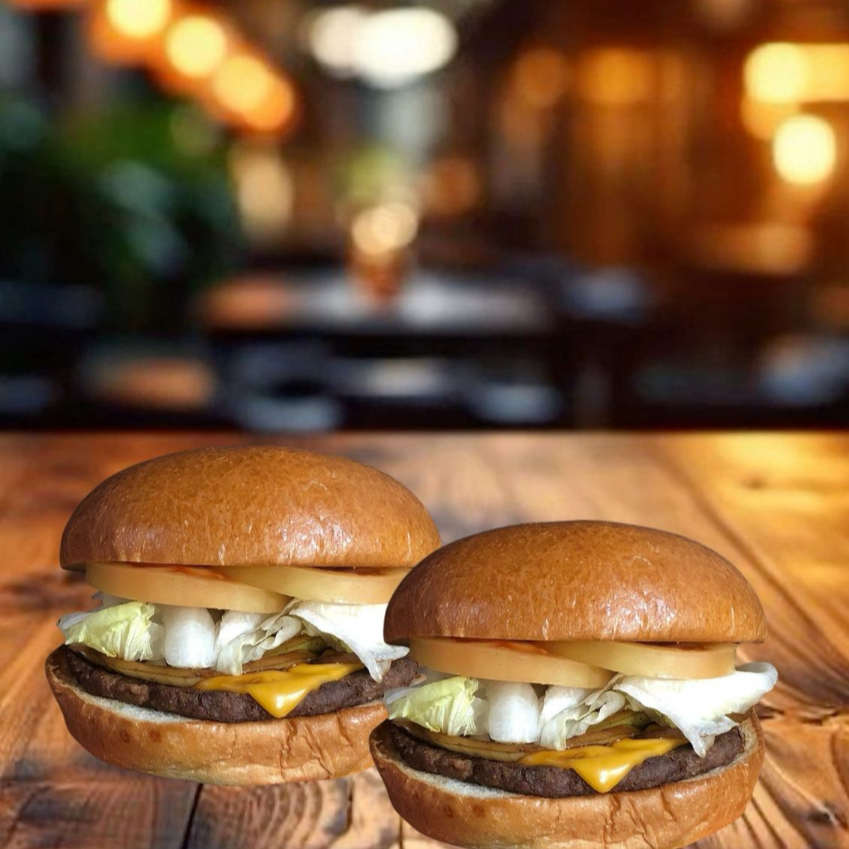 Aqui você que escolhe o sabor! Escolha um dos nossos beirutes com uma antártica de 1 litro bem gelada.