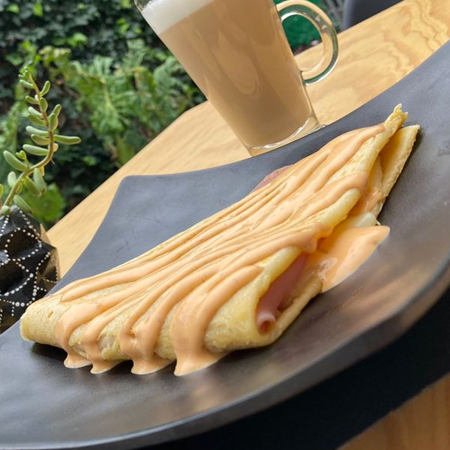 Crepa Jamón con Queso