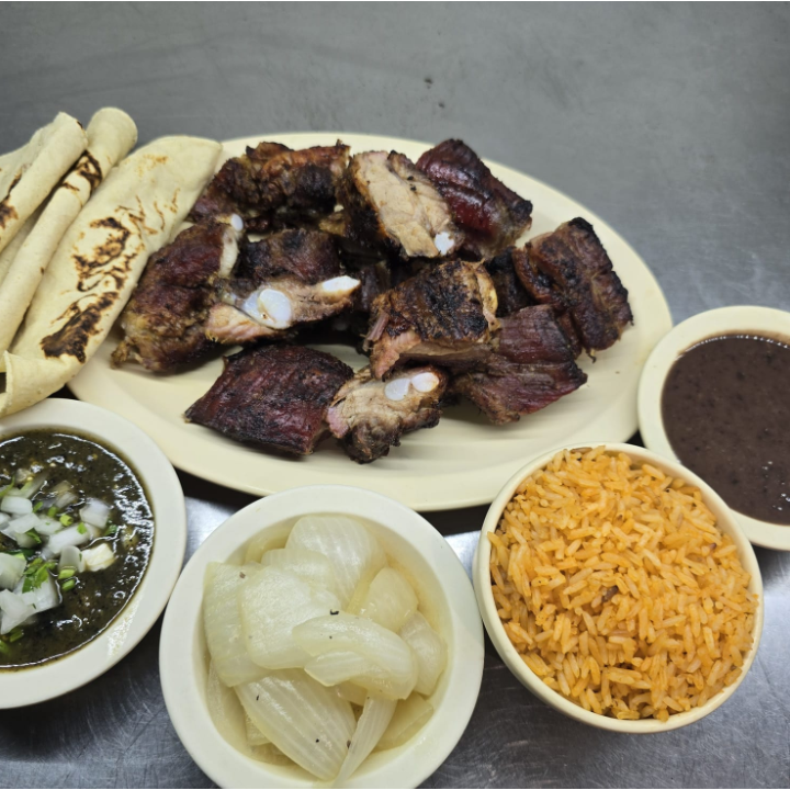 ½ Kg Costillas Asadas al carbon