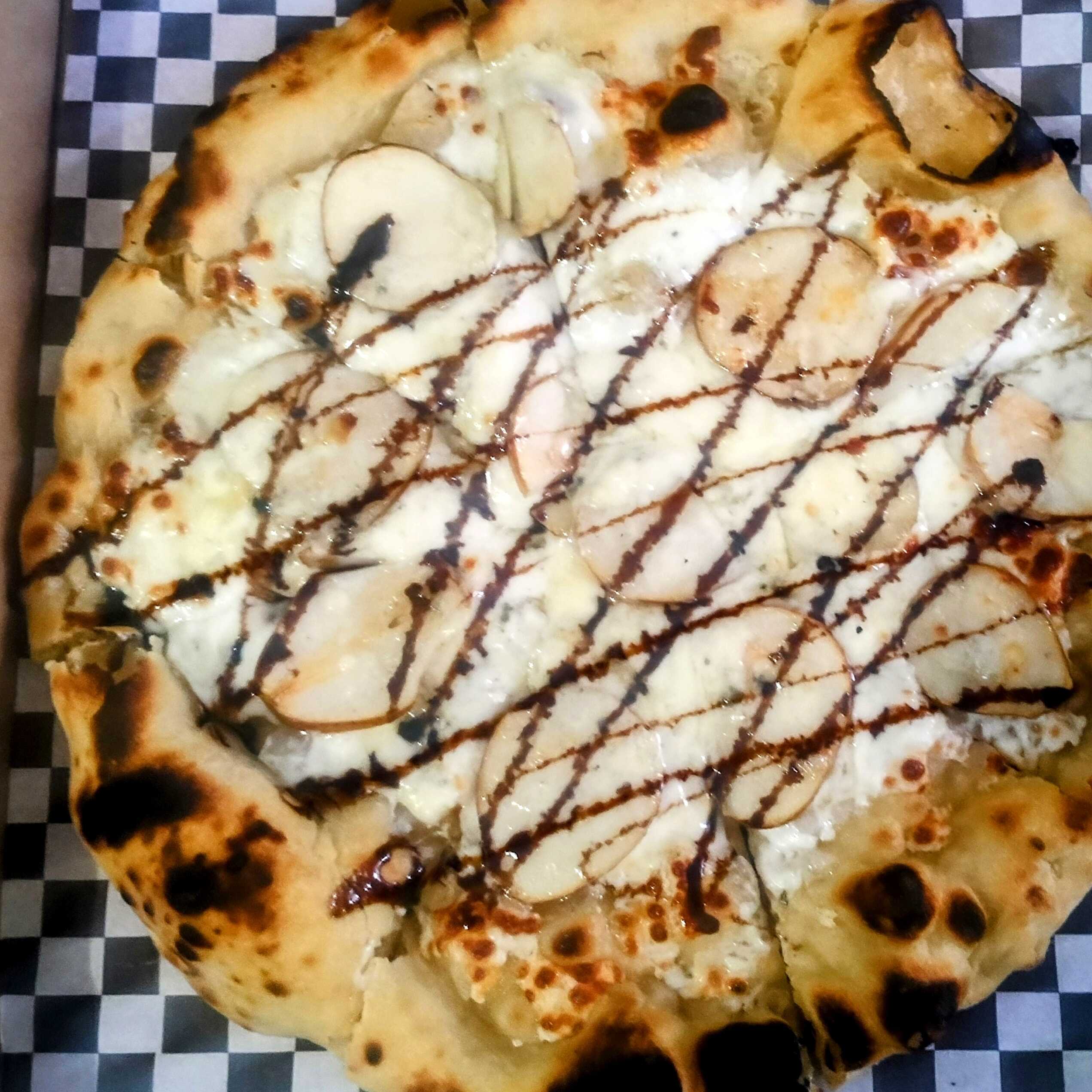 Pizza Pera y Gorgonzola