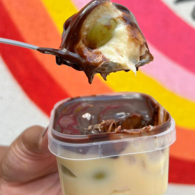 Uva + creme de ninho & ganache de chocolate 150ml de puro sabor