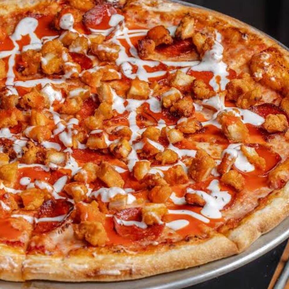 Pizza De Boneless Naturales Con Aderezo De Ranch