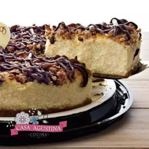 Cheesecake de chocolate con caramelo y nuez