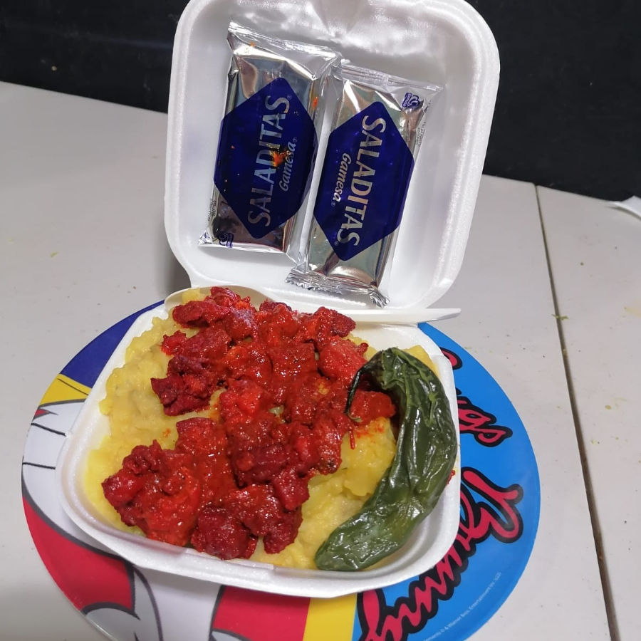 papa de trompo con frijoles charros