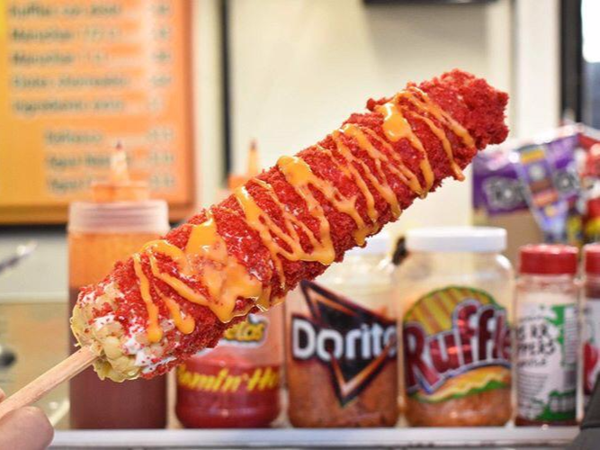 Elote Entero Flamin Hot